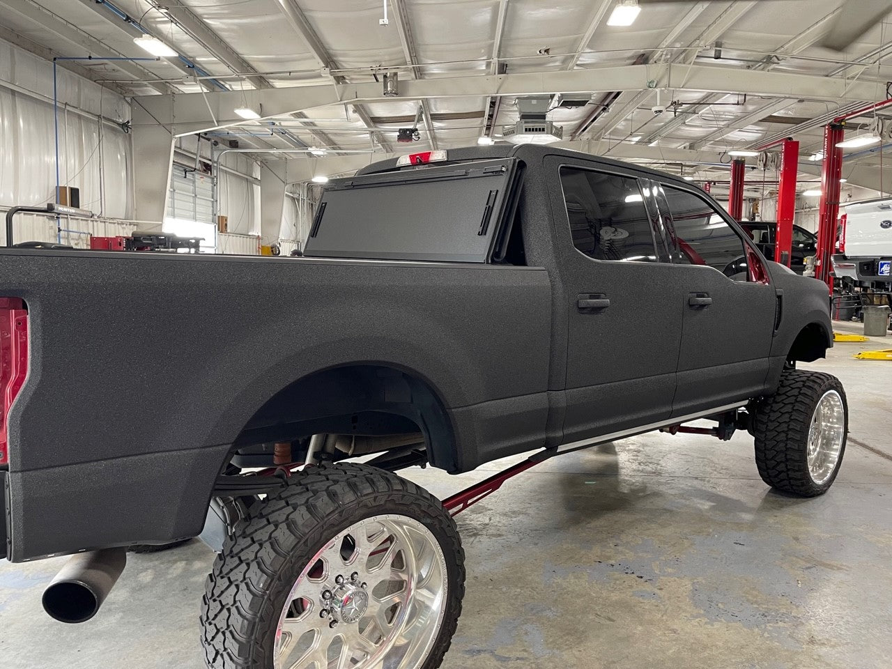 Akins Bedliner Ford F-250 Everest Edition