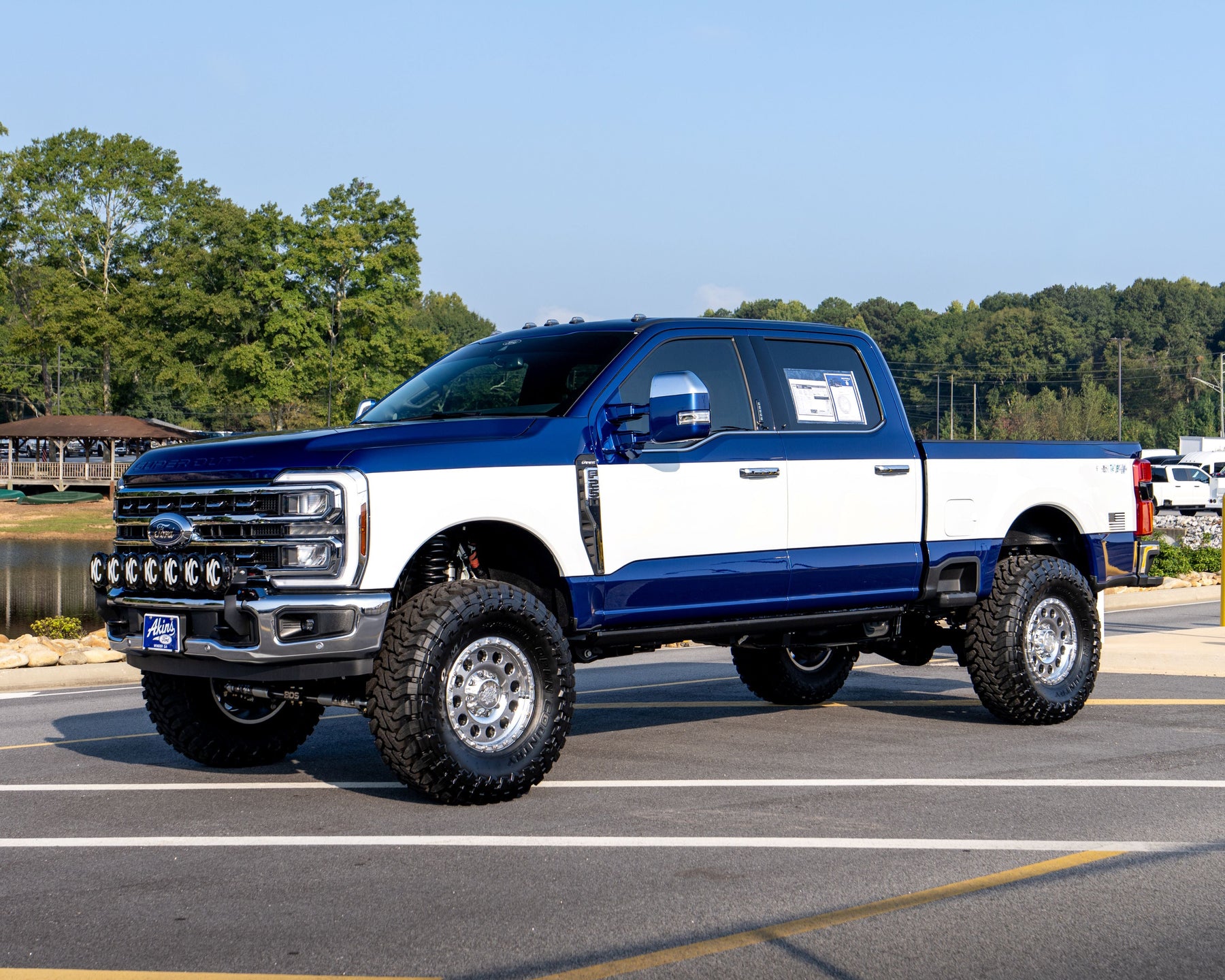 Wild Willies Custom Retro Tu Tone F-250