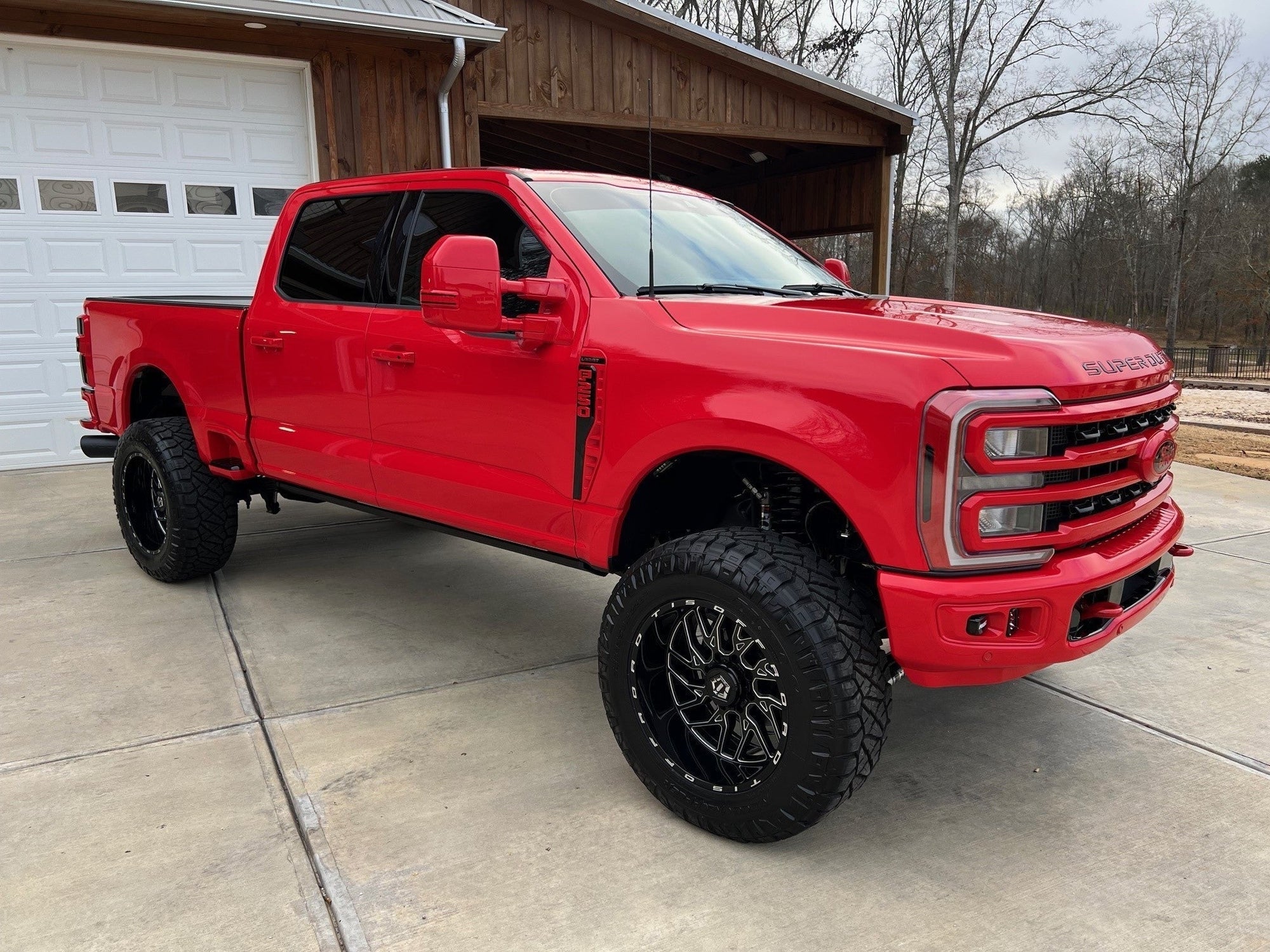 2024 F-250 Lariat: BDS Lifted, Custom Painted & Texas Bound